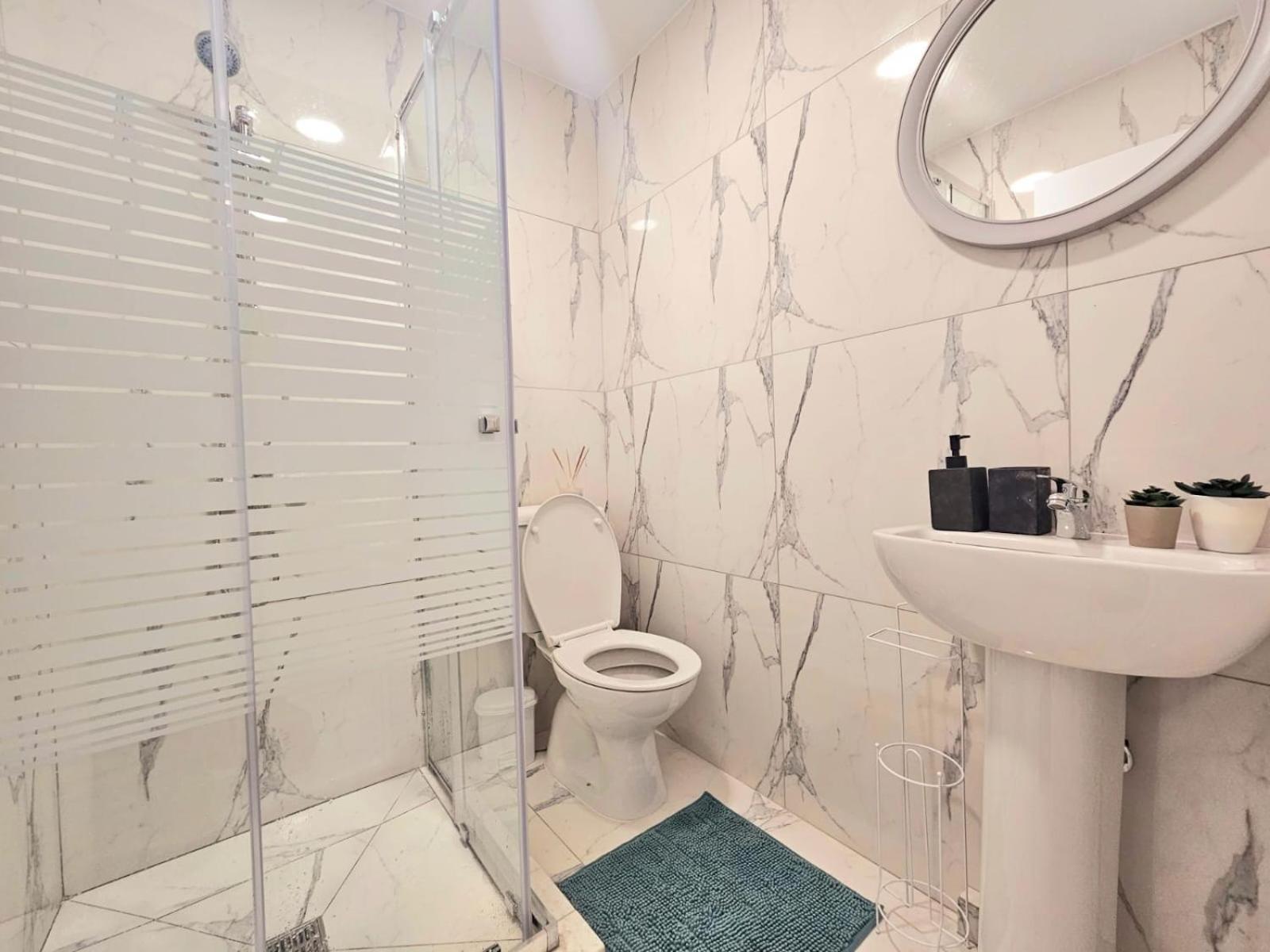 1Bd Beach Apartment Пафос Экстерьер фото